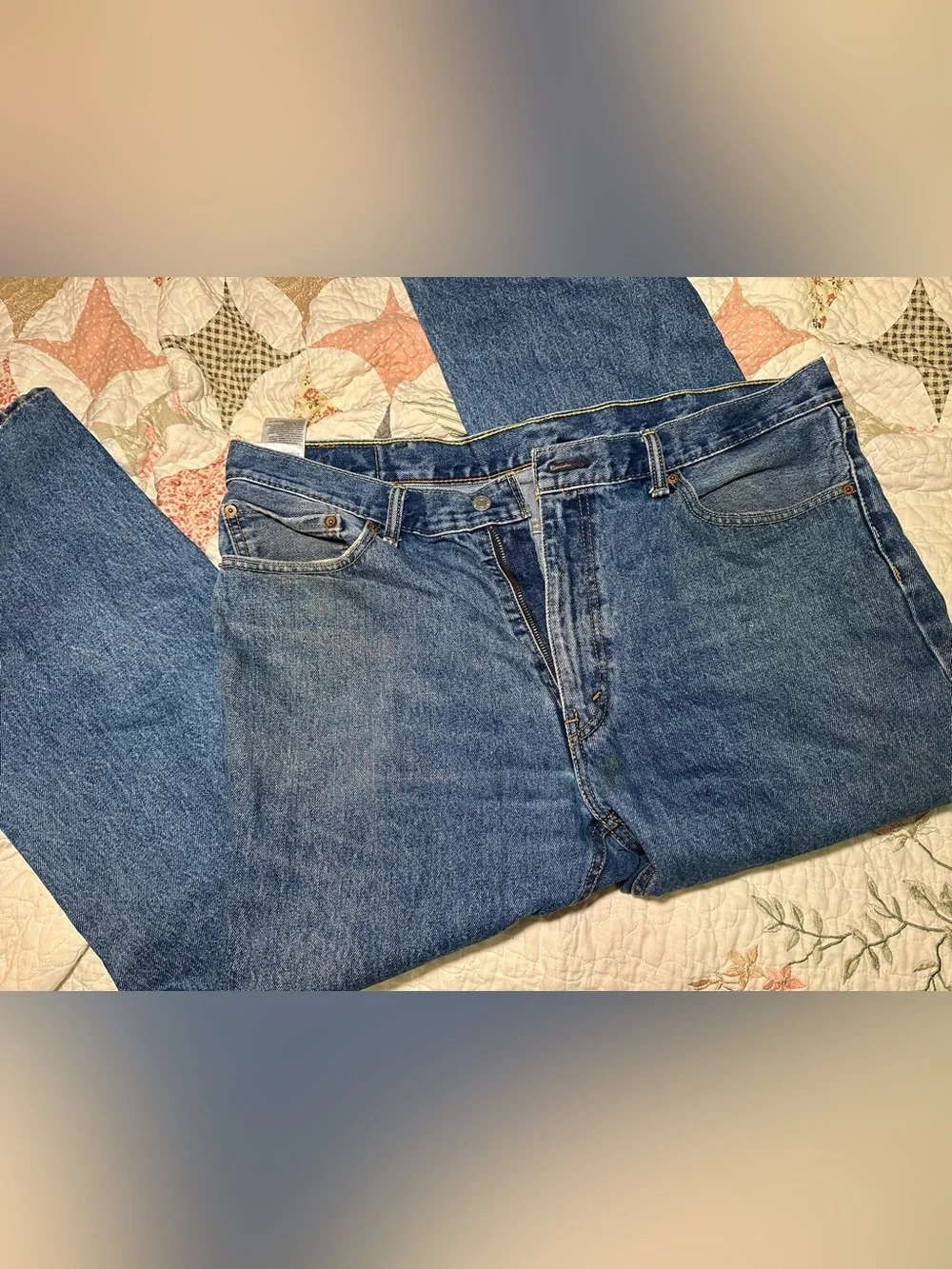 Levi's Men's Classic Blue Relaxed Straight Jeans